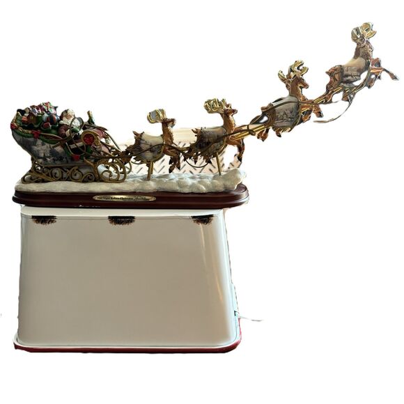 Thomas Kinkade Other - 2004 Bradford Thomas Kinkade Night Before Christmas Illuminated Flying Sleigh